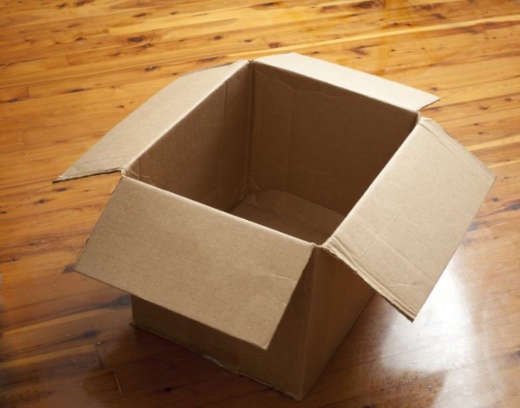仓库纸箱，Emptied cardboard box