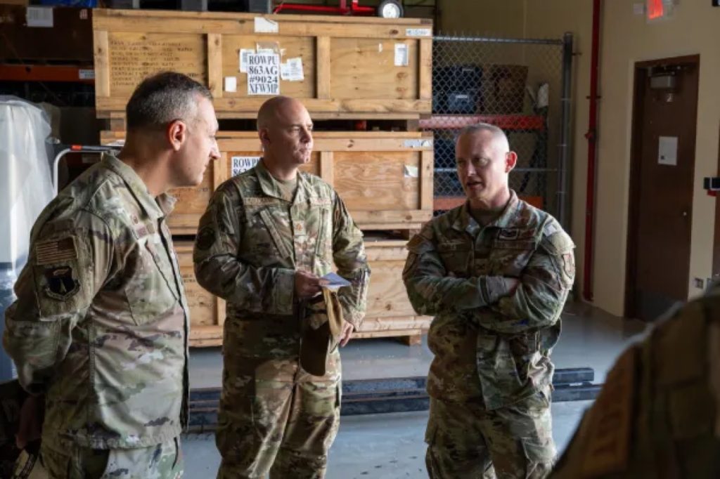物流仓库，PACAF A4 assesses Andersen dormitory renovations logistics warehouses