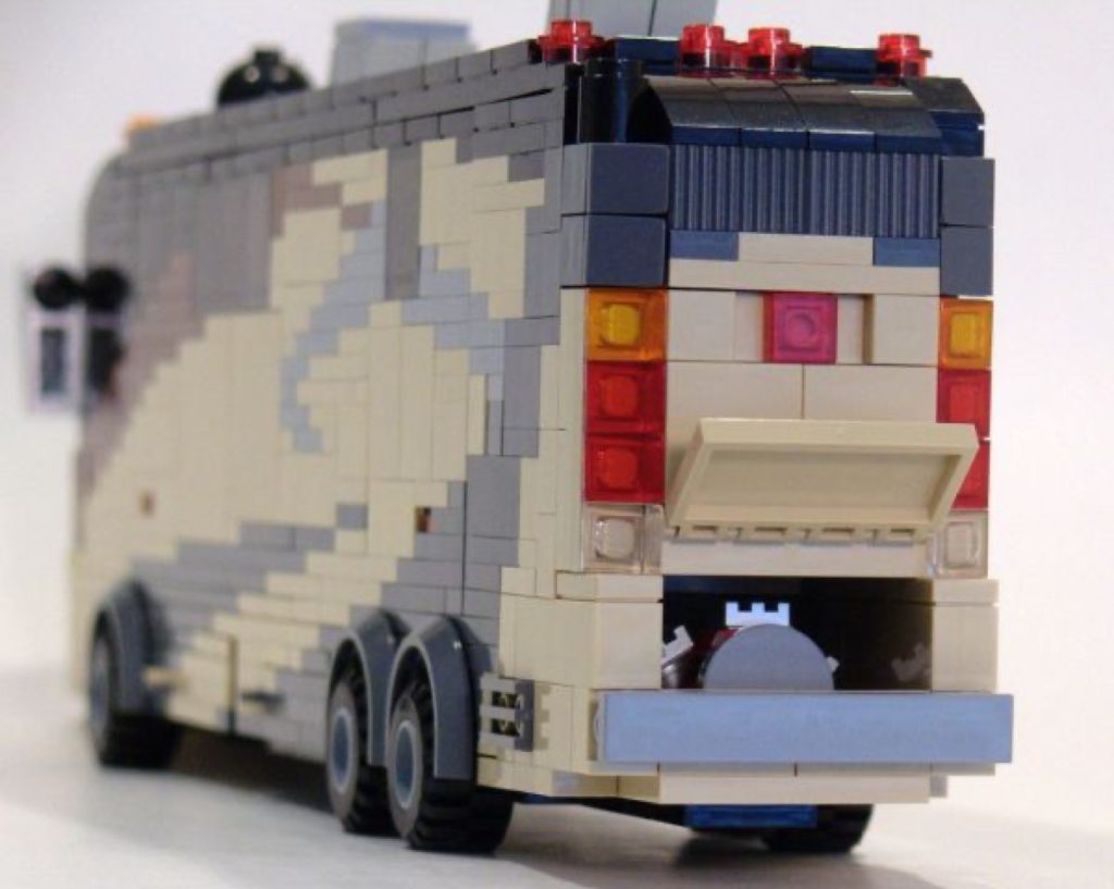 物流仓库,Exterior, Rear, Engine Door Open