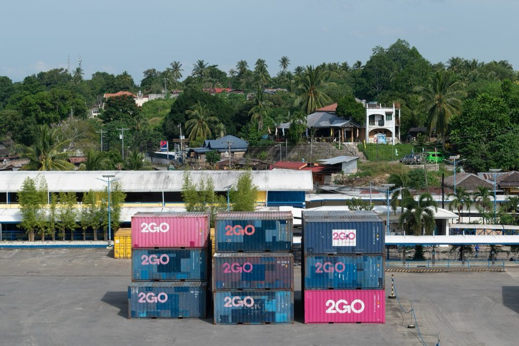 港口集装箱货柜，Nasipit - shipping containers at the Port of Nasipit - Oct 2024.jpg