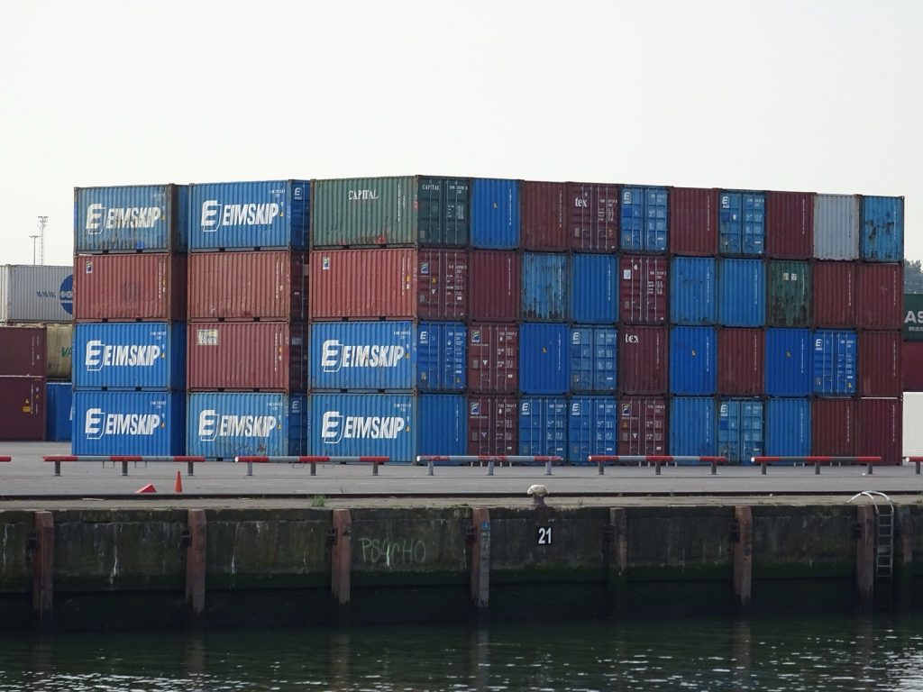 港口集装箱货柜，Shipping container stacks - Port of Rotterdam - 2017 - 3.jpg