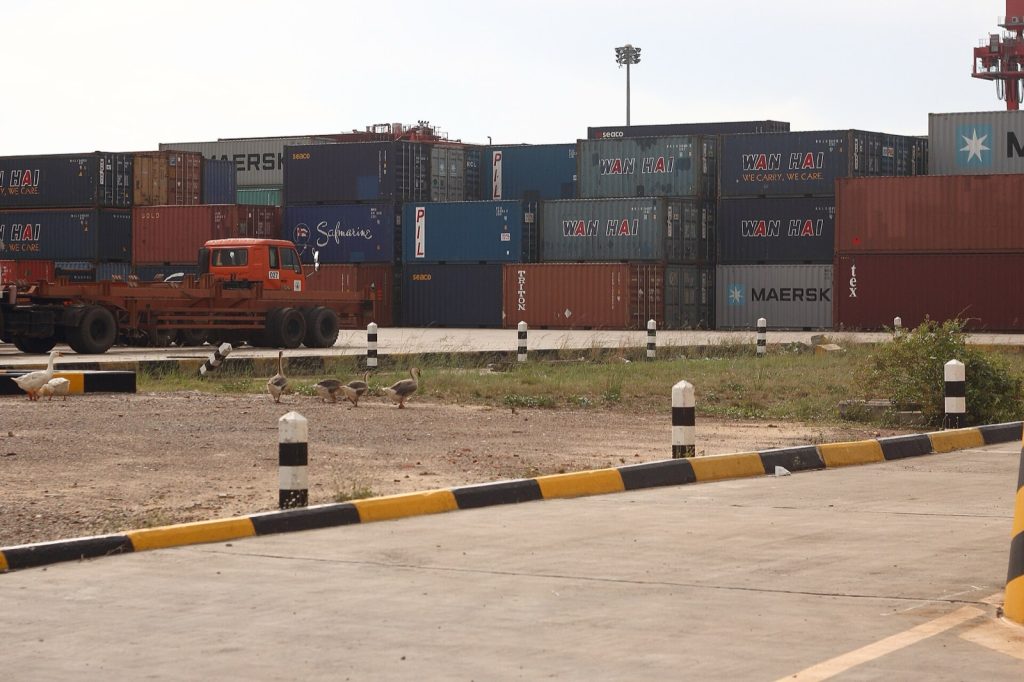 港口集装箱货柜,Sihanoukville Autonomous Port. Shipping container.jpg