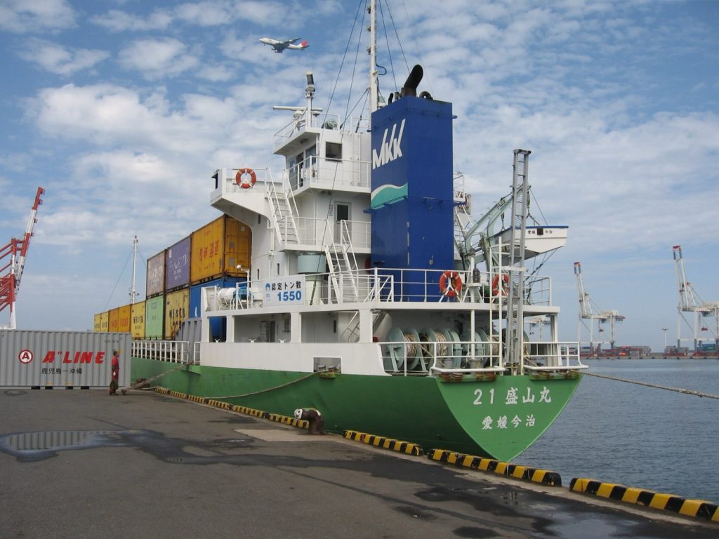 集装箱堆场，Container terminal = 福岡／香椎パークポート【 Pictures taken in Japan 】--①.jpg