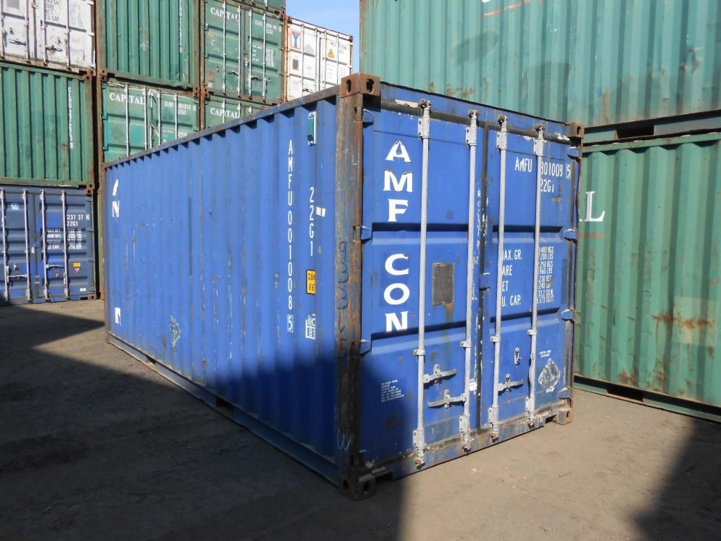 联运货柜,20 Foot Shipping Container Storage Yard.jpg